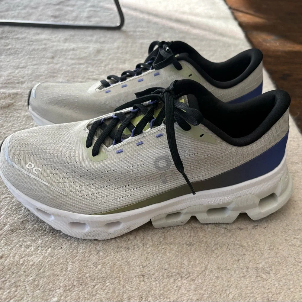On Cloudspark Running Shoes